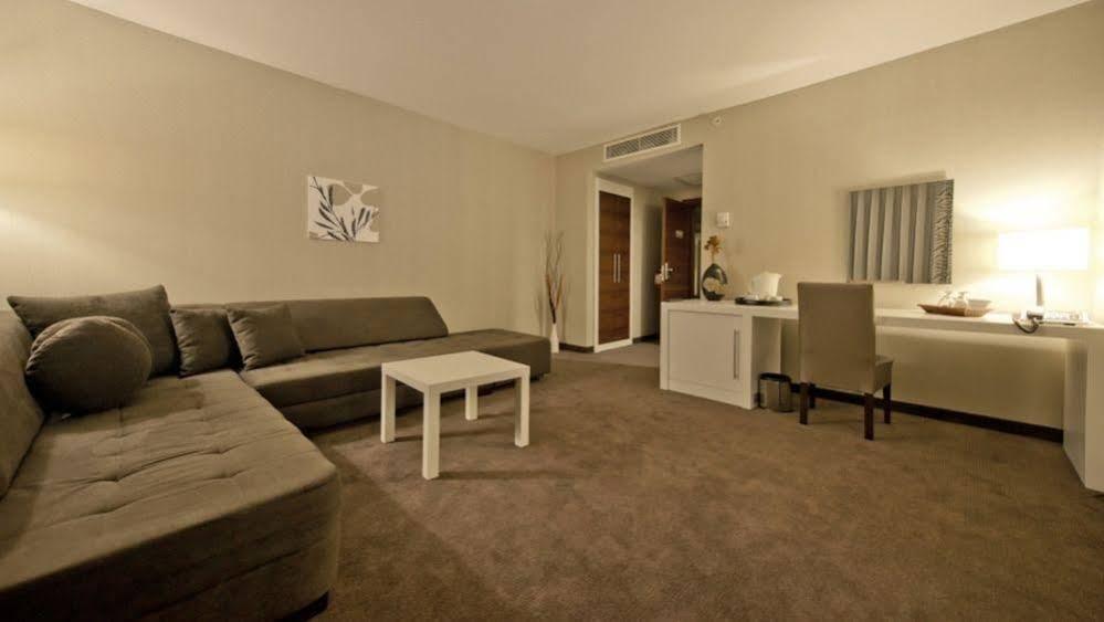 Эскишехир: Dedepark Hotel