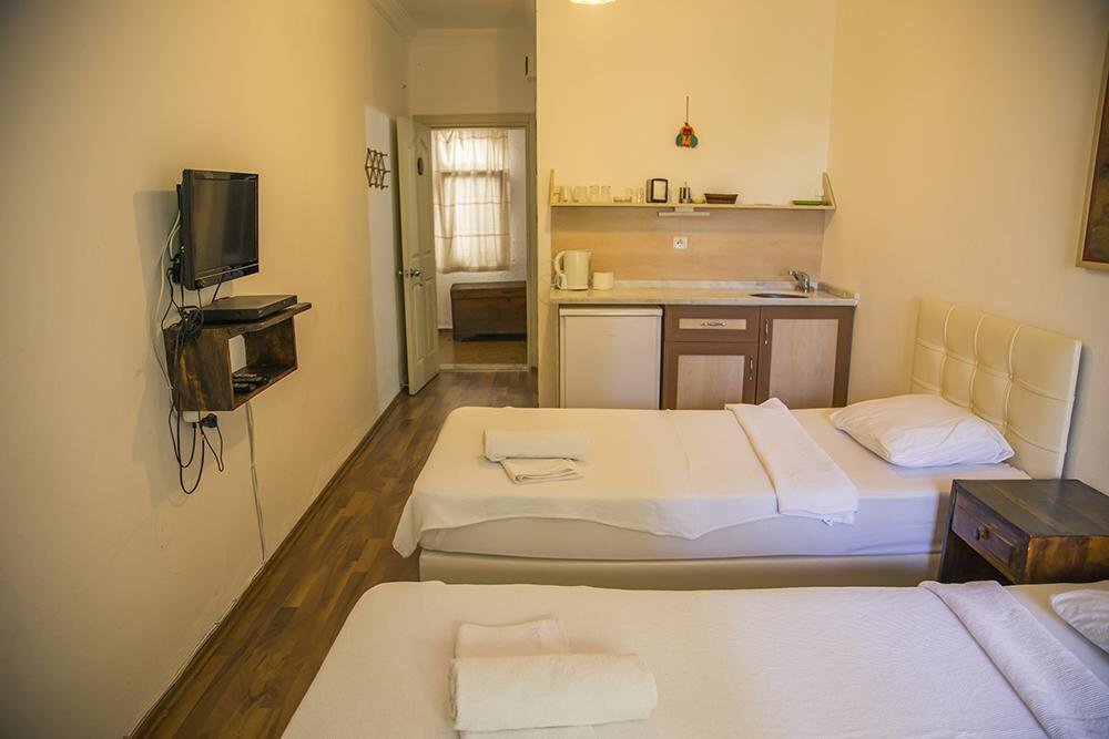 Каш: Isler Pension