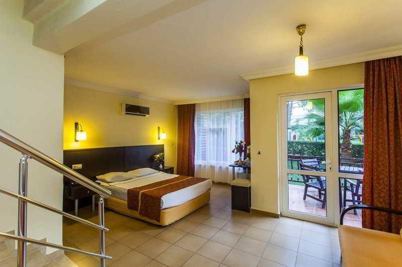 Окурджалар: Mira Meridia Beach Hotel