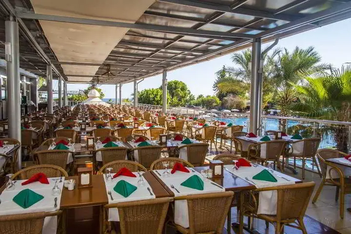 Окурджалар: Mira Meridia Beach Hotel