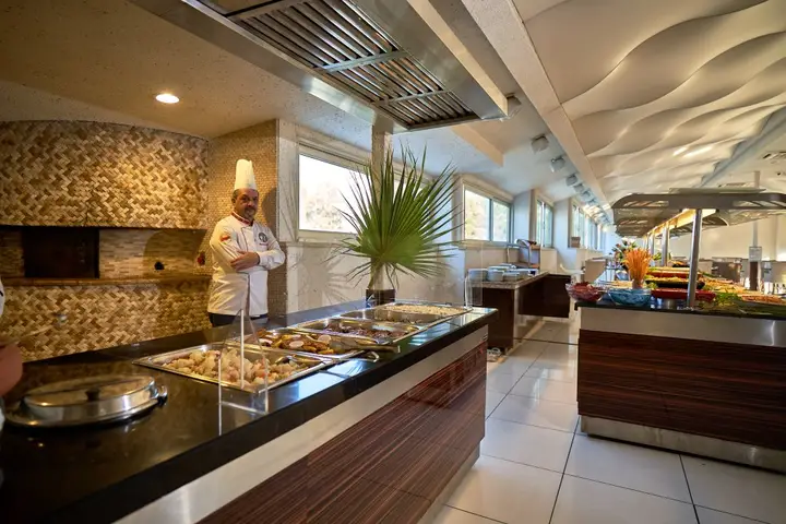 carousel image 4