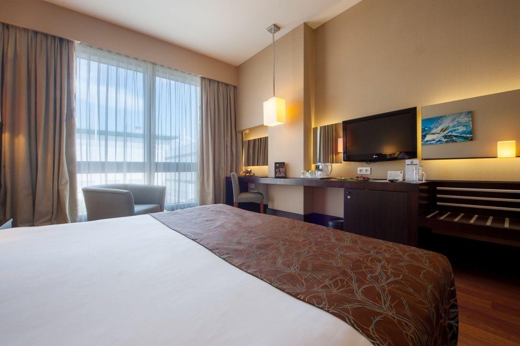 Стамбул: ISG Sabiha Gokcen Airport Hotel - Special Class