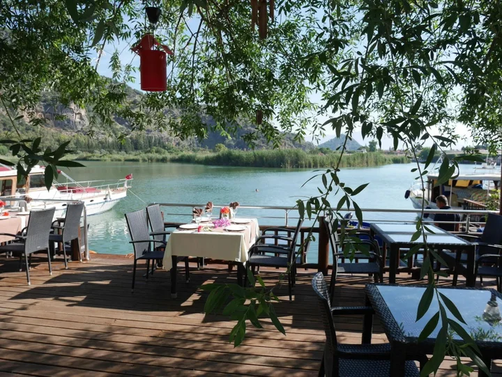 Дальян: Longhouse Inn Hotel
