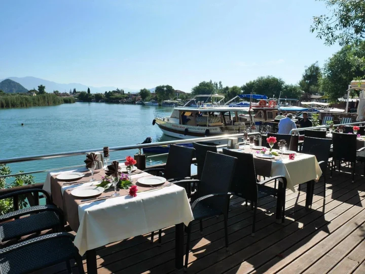Дальян: Longhouse Inn Hotel