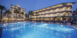 Окурджалар: Galeri Resort Hotel