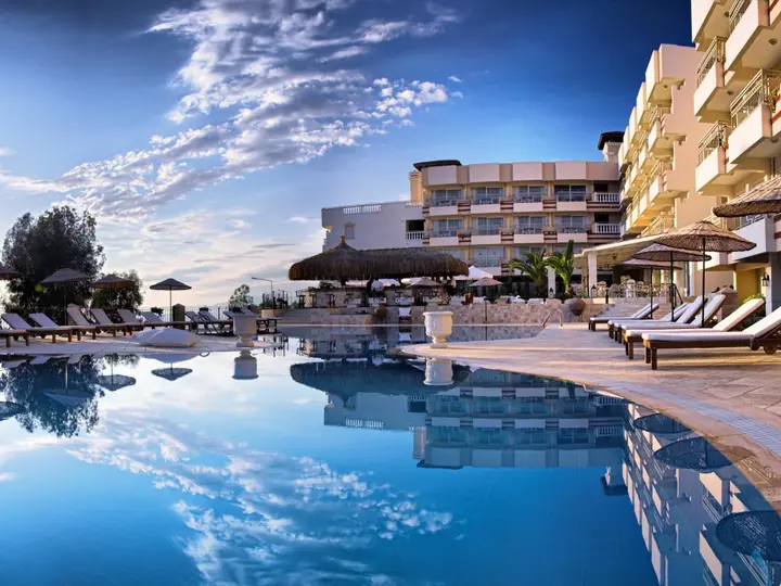 Кушадасы: Hotel Carina