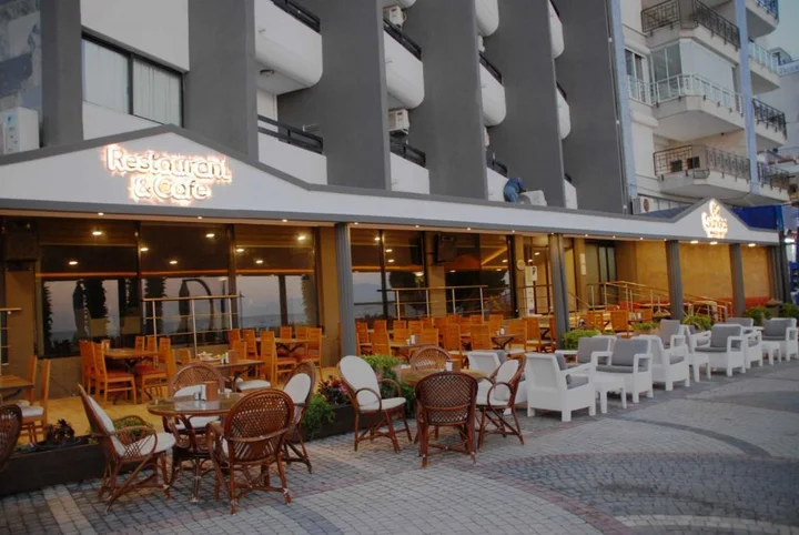 Кушадасы: Sunday Beach Hotel