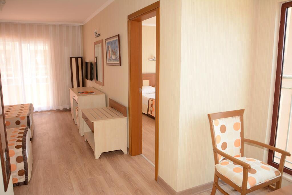 Окурджалар: Calido Sol Hotel