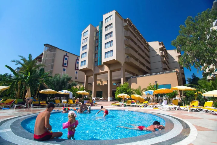 Окурджалар: Calido Sol Hotel