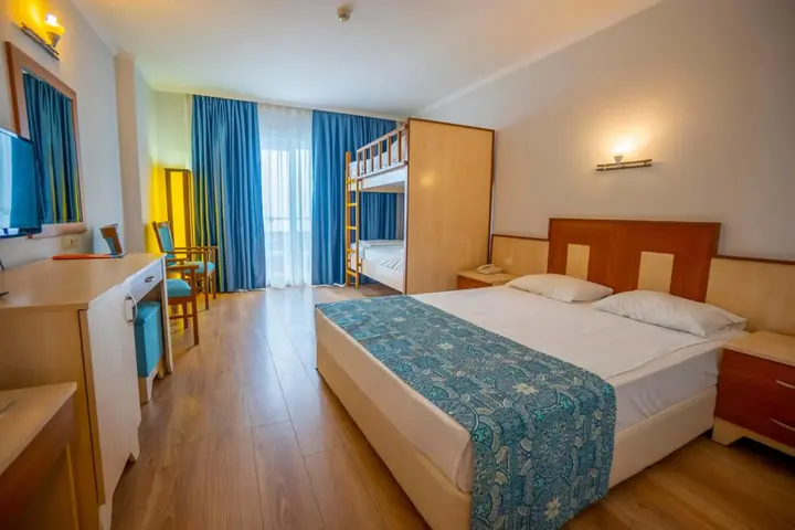 Окурджалар: Calido Sol Hotel