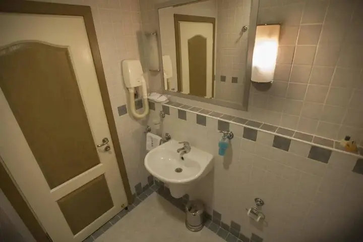 Эскишехир: Hotel Sar