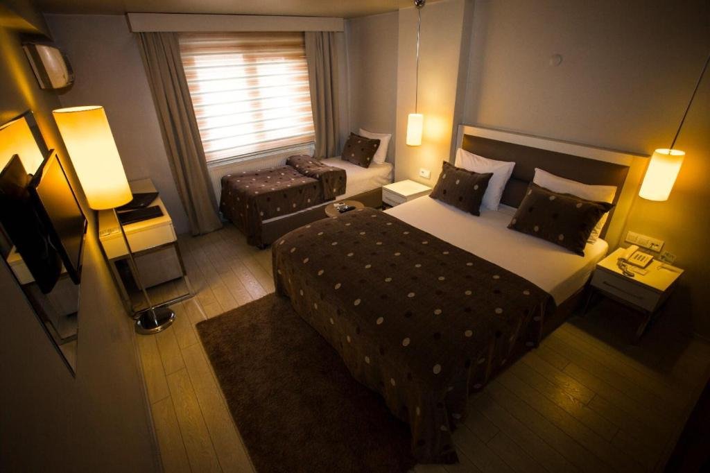 Сивас: Nevv Hotel