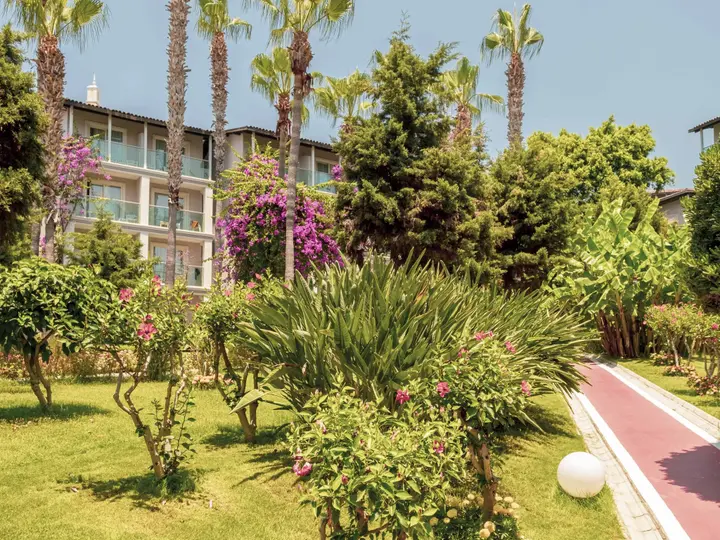 Окурджалар: Sealife Buket Resort & Beach Hotel – All Inclusive