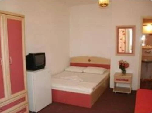 Бурхание: Hotel Konak Lale