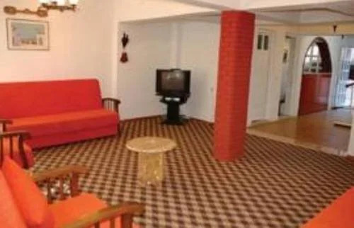 Бурхание: Hotel Konak Lale
