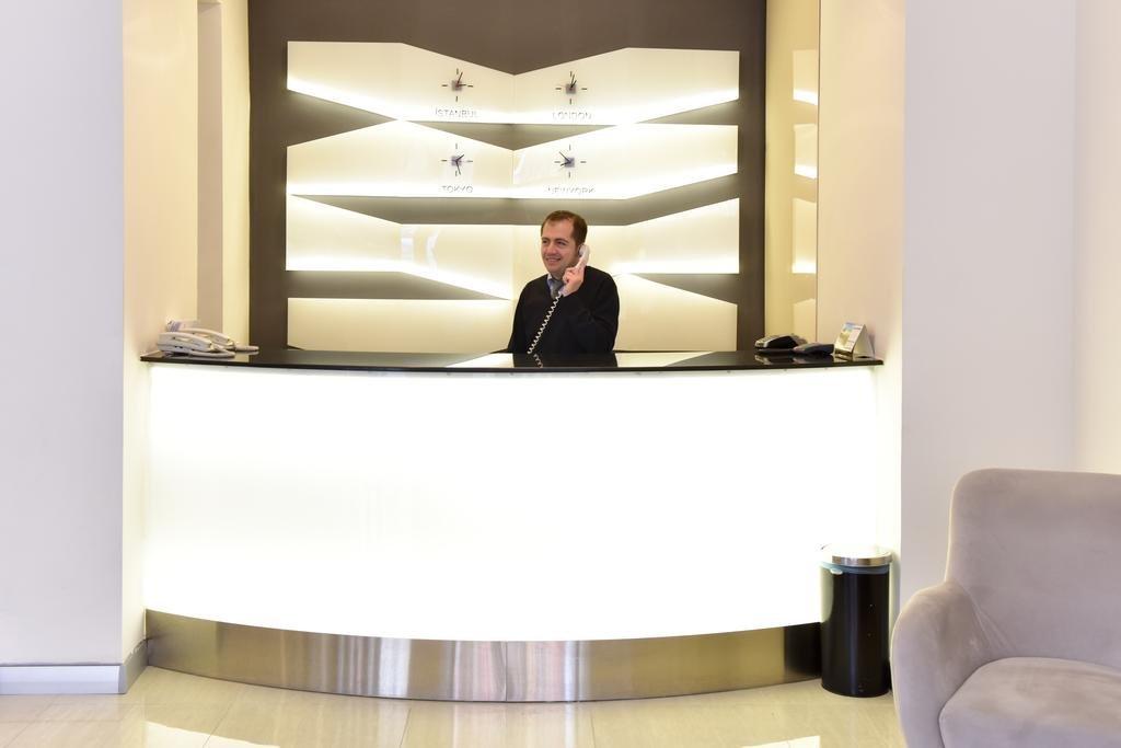 Усак: Otel Ağaoğlu