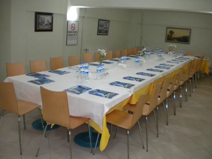 Усак: Otel Ağaoğlu
