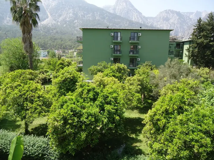 Бельдиби: Blue Pine Hotel
