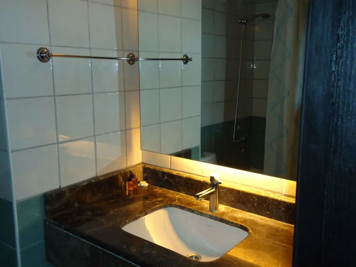 Бельдиби: Blue Pine Hotel