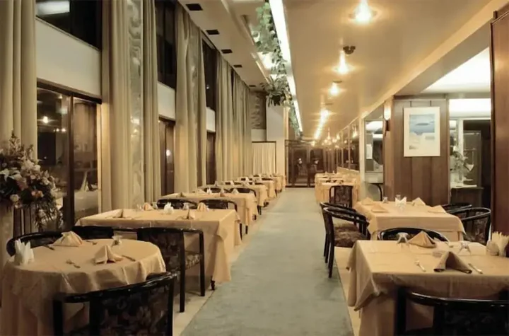 Измир: Hotel Yumukoglu