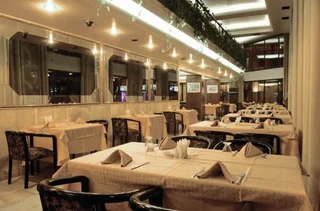 Измир: Hotel Yumukoglu