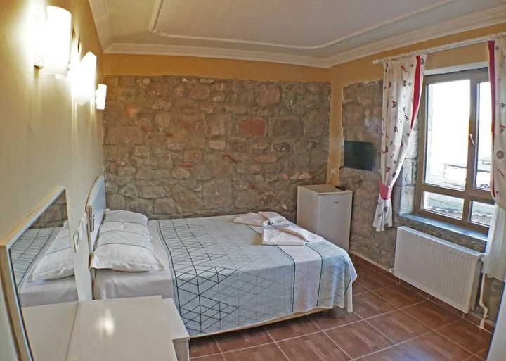 Бехрамкале: Assos Hotel