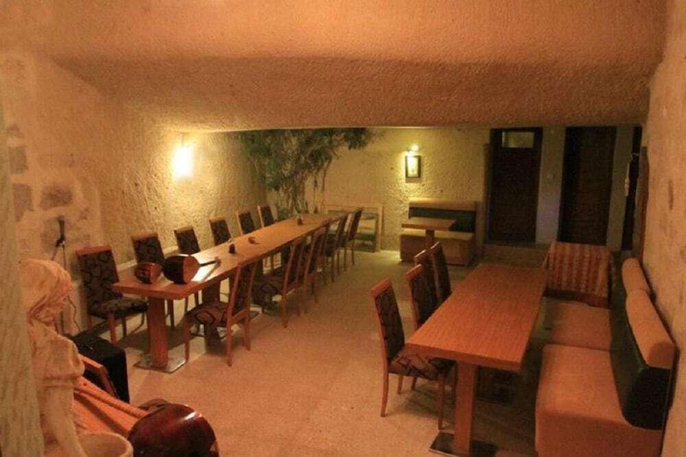 Мустафапаша: Monastery Cave Hotel