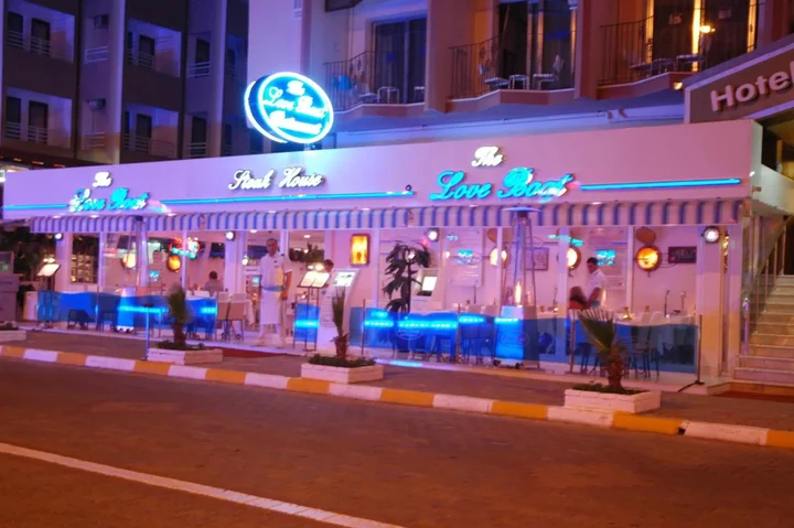 Мармарис: Hotel Devamlı
