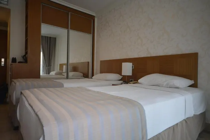 Мармарис: Hotel Devamlı