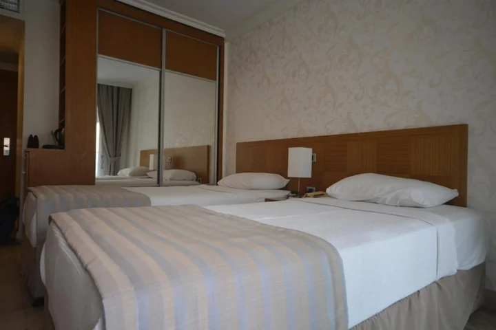 Мармарис: Hotel Devamlı