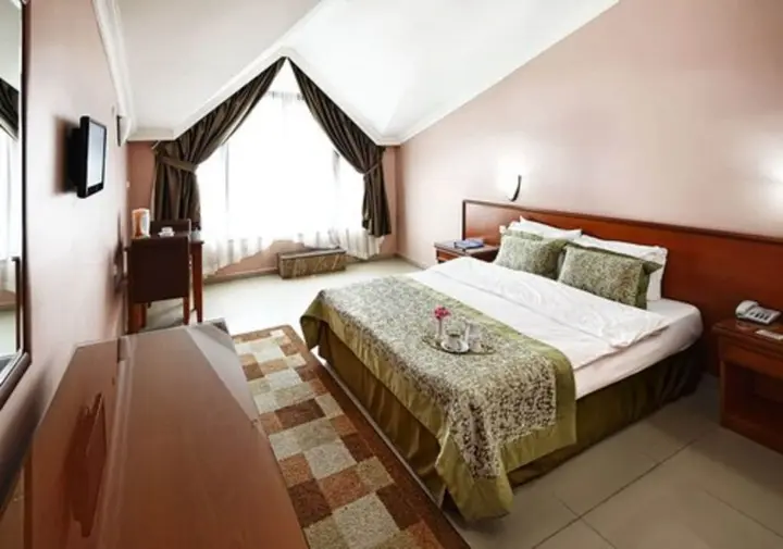 Айвалык: Halic Park Hotel