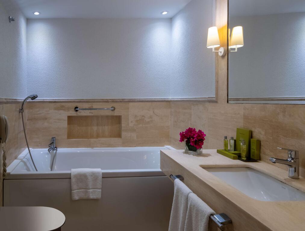 Бодрум: DoubleTree by Hilton Bodrum Marina Vista