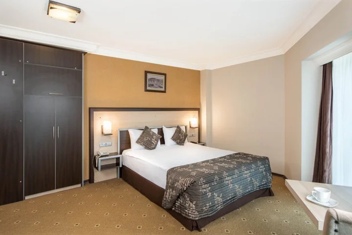 Измир: Hotel Ismira