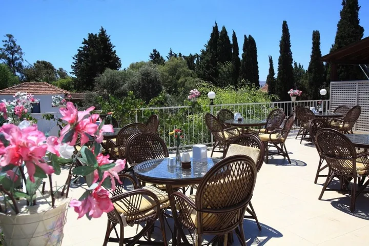 Битез: Summer in Garden Suites & Beach Hotel