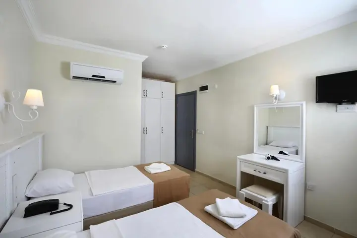 Битез: Summer in Garden Suites & Beach Hotel