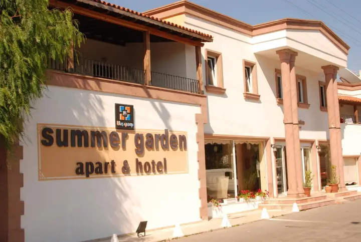 Битез: Summer in Garden Suites & Beach Hotel