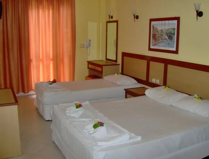 Битез: Summer in Garden Suites & Beach Hotel