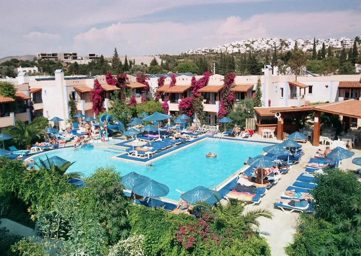 Битез: Summer in Garden Suites & Beach Hotel