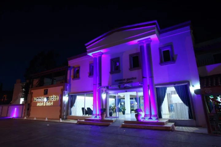 Битез: Summer in Garden Suites & Beach Hotel
