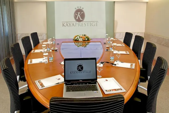 Измир: Kaya Prestige