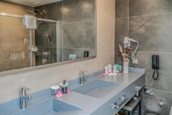 Аксу: Royal Wings Hotel — All Inclusive