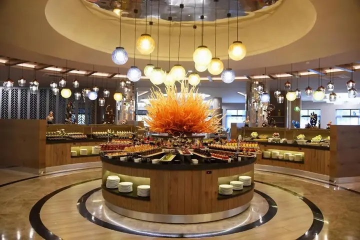 Аксу: Royal Wings Hotel — All Inclusive