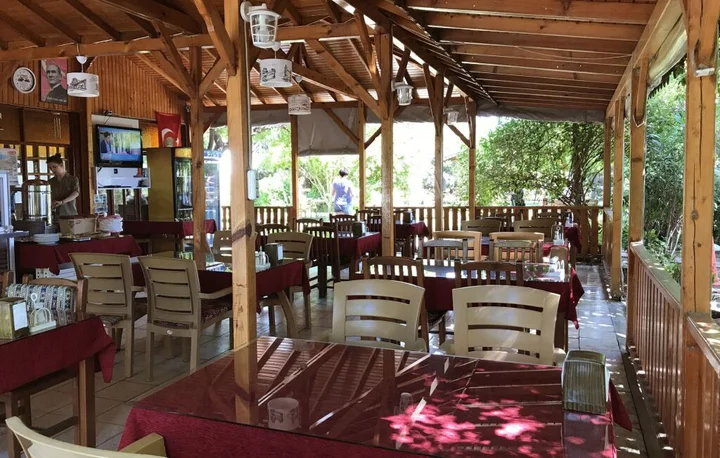 Чиралы: Baris Pension & Bungalows