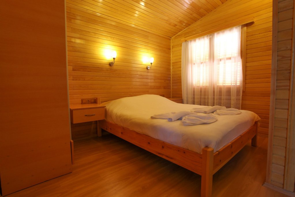 Чиралы: Baris Pension & Bungalows