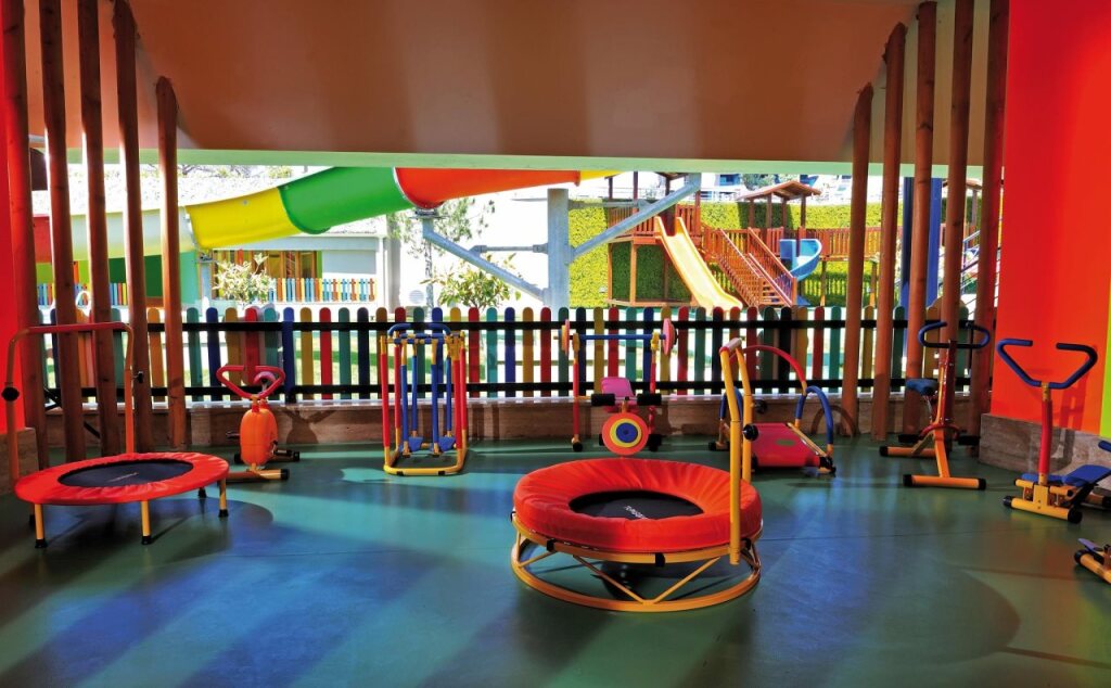 carousel image 4