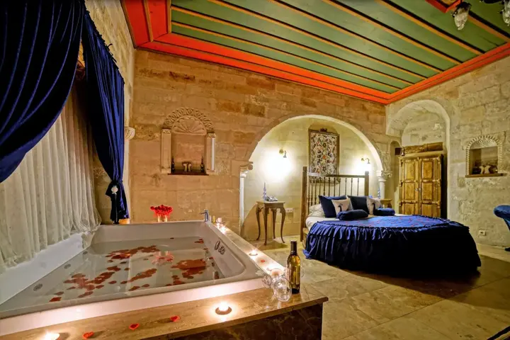 Гёреме: Doors Of Cappadocia