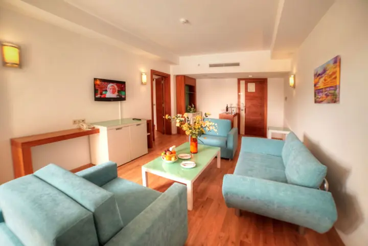 Чамьюва: Zena Resort