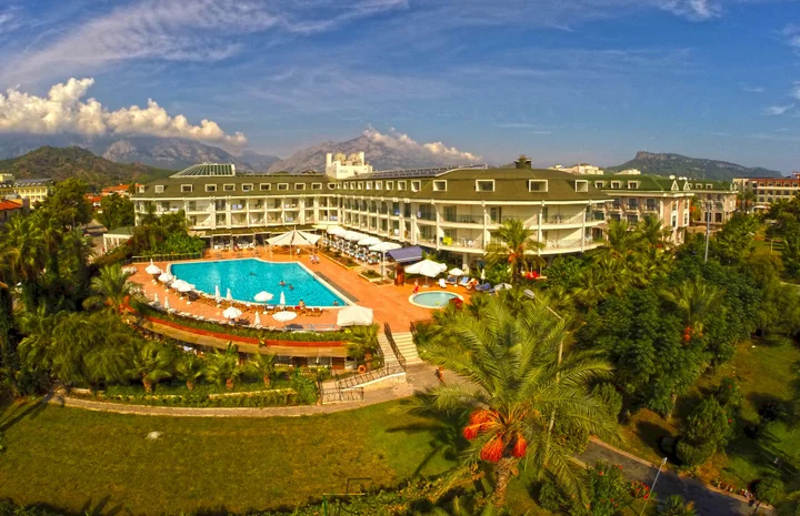 Чамьюва: Zena Resort