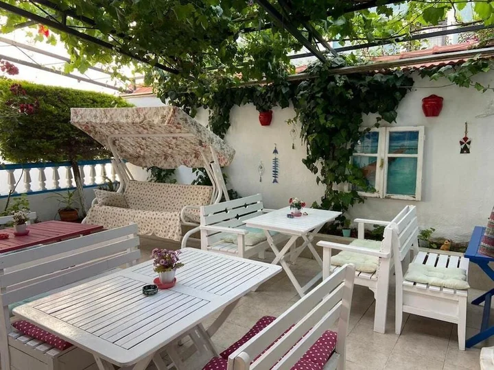 Чешме: neşe otel