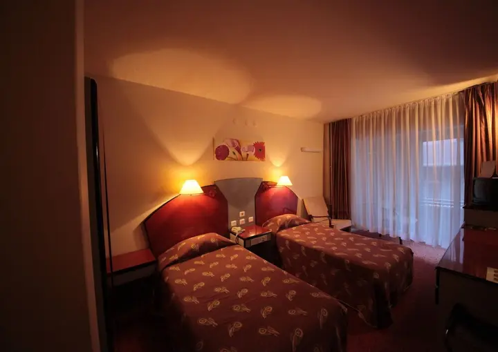 Бандырма: Hotel Eken